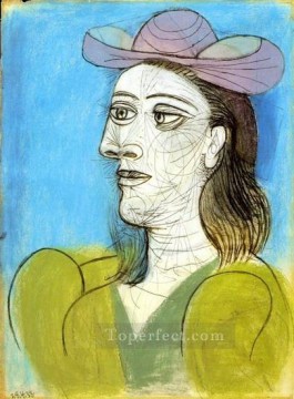  chapeau Obras - Buste de femme au chapeau 1943 cubista